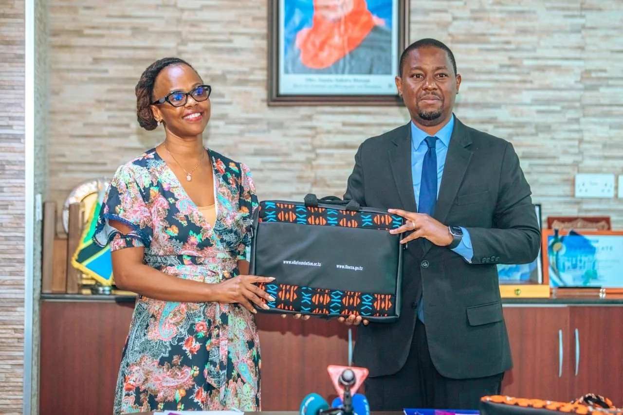 TISEZA Sponsors Handcrafted Bags by Deaf Artisans